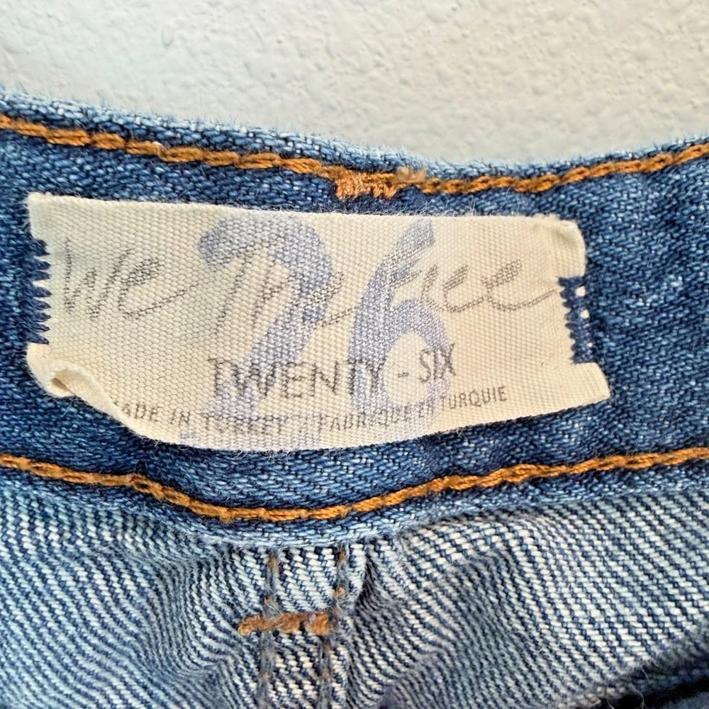 We the Free People Jesse Carpenter Denim Shorts Size 26 High Rise Cut-off Basic - Picture 4 of 7